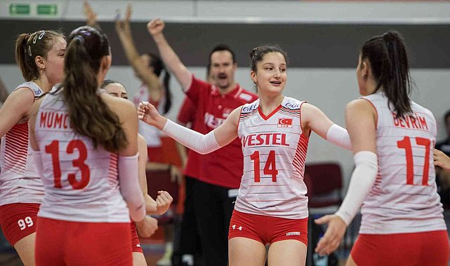 U17 Milli Voleybol Takımı üst üste ikinci kez Avrupa ikincisi