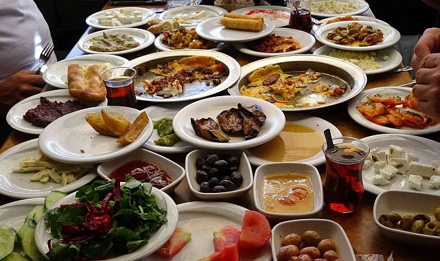Uzman diyetisyen uyardı: Yanlış detoks kas kaybına neden olabilir