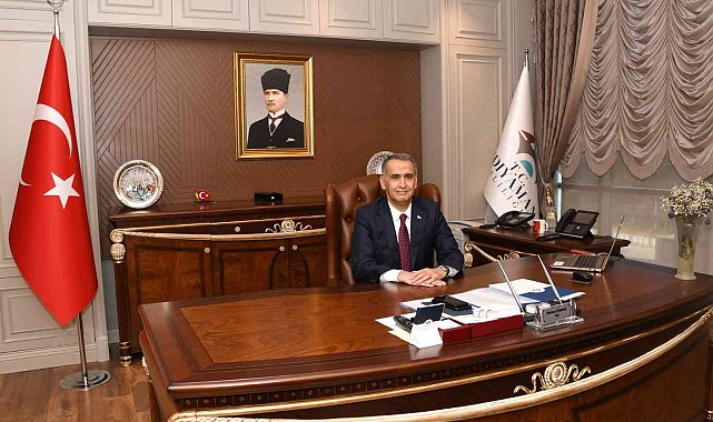 Vali Çuhadar, 24 Temmuz Gazeteciler ve Basın Bayramını kutladı