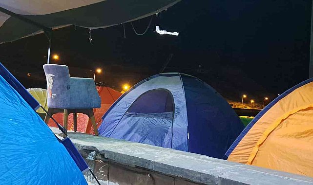 Van Gölü için Bitlis'e kadar yüzdüler