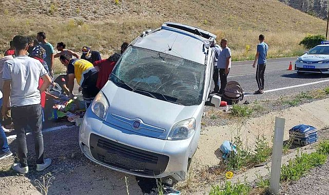 Yoldan çıkan araç su kanalına girdi; 1 ölü 5 yaralı
