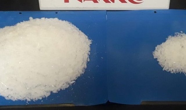 1 kiloya yakın uyuşturucuyla yakalanan 4 kişi tutuklandı