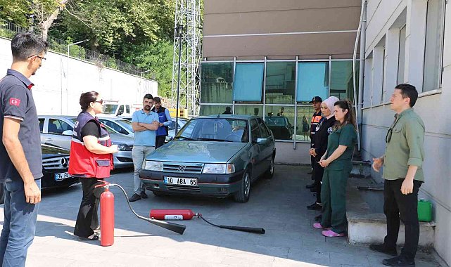 112 Acil Çağrı merkezi personeline yangın tatbikatı