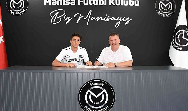 17 yaşındaki Fırat Sarı Manisa FK'da