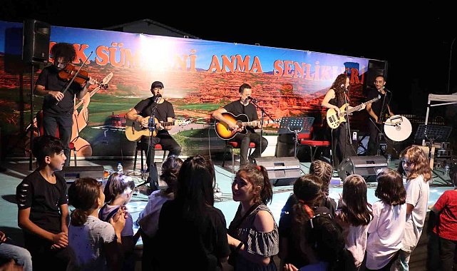 'Aşık Sümmani'yi Anma Şenlikleri'ne yoğun ilgi