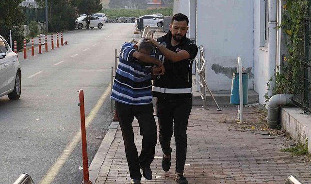 Adana'da 28 milyon TL vurgun yapan tefeci şebekesine operasyon