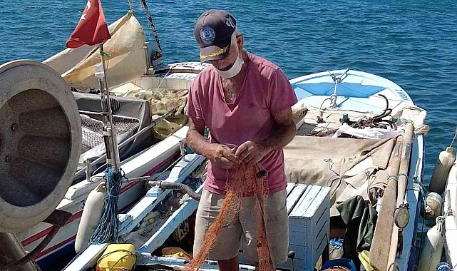 Ağlar ve tekneler tamir ediliyor, balıkçılar 1 Eylül'e hazırlanıyor