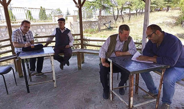 Altıntaş'ta buğday üreticileri ile anket çalışması