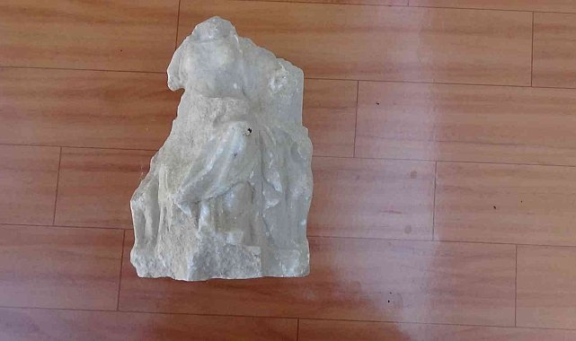 Antandors Antik Kentinde 2 bin 350 yıllık Kibele heykeli bulundu