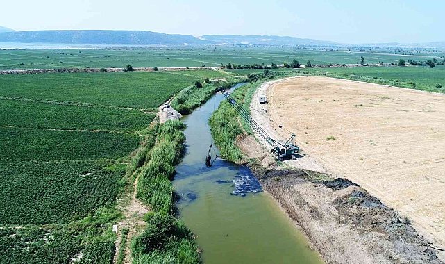 Azmak yatağında çalışmalar devam ediyor