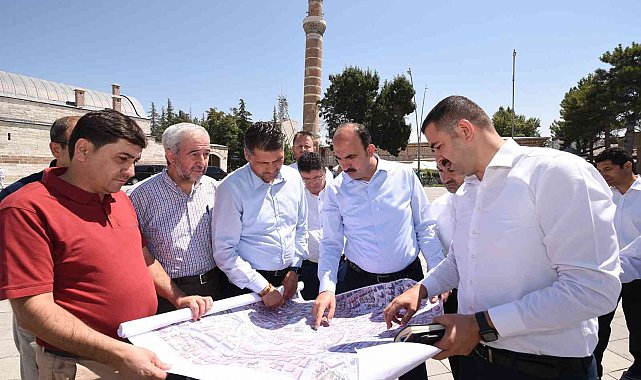 Başkan Altay, Ereğli'de esnafla ve vatandaşla buluştu, yatırımları inceledi