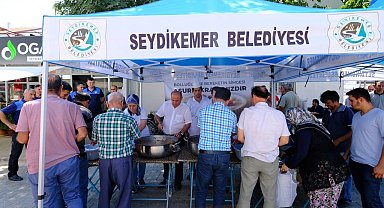 Başkan Otgöz, Aşure İkramında Bulundu