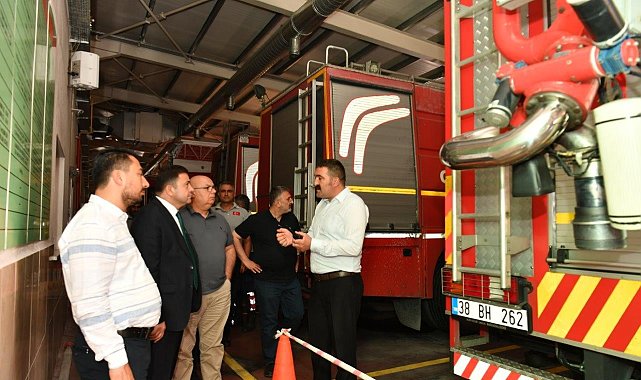 Başkan Yalçın OSB İtfaiyesi'nde incelemelerde bulundu