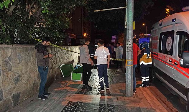 Bisiklet üzerinde yemek yerken düşen yaşlı adam hayatını kaybetti