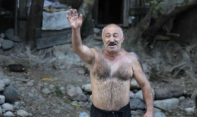 Bu da cümbüşlü klarnetli Tarzan