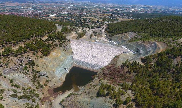 Burdur Gölhisar Yusufca Barajı tamamlanarak su tutulmasına başlandı