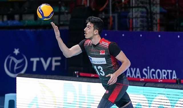 Bursa Büyükşehir Belediyespor Erkek Voleybol Takımı'nın son transferi Halit Kurtuluş