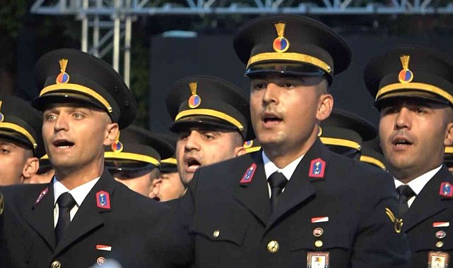 Bursa'da Jandarma ve Sahil Güvenlik Akademisi mezuniyet töreni