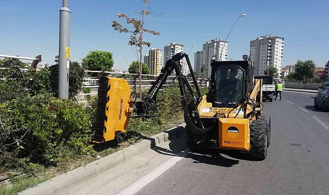 Büyükşehir Yeşil Alan Çalışmalarını sürdürüyor