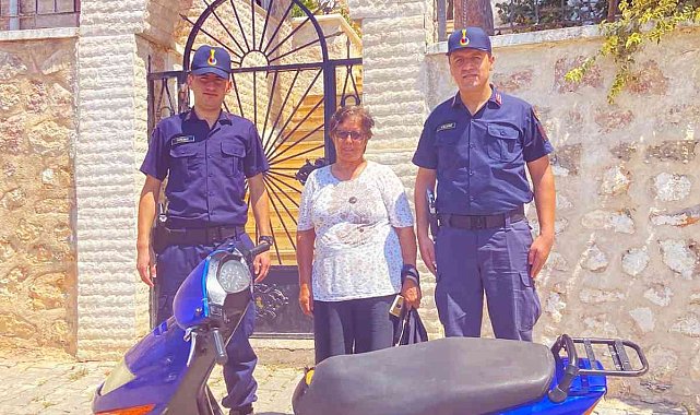 Çalınan motosiklet jandarmanın dikkatiyle bulundu