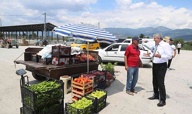 Çiftçinin alın teri bu tezgahta değer kazanıyor