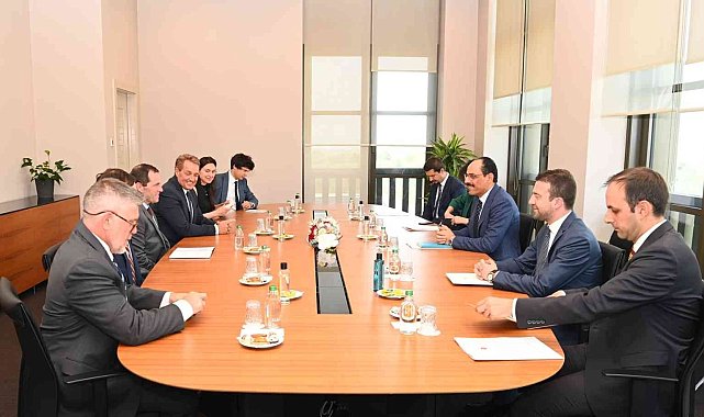Cumhurbaşkanlığı Sözcüsü Kalın, ABD Temsilciler Meclisi Üyesi Crow'u kabul etti