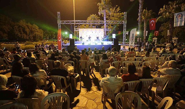 Denizli'nin sıcak yaz geceleri Büyükşehir ile renkleniyor