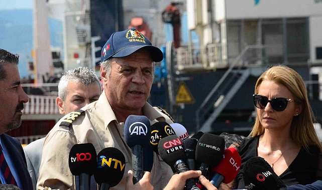 Derince Limanı'na gelen Polarnet gemisinin kaptanı konuştu