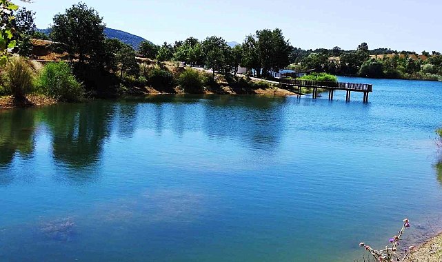 Doğa harikası Simav Kuşu Göleti