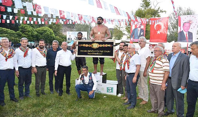 Dursunbey'de Başpehlivan İsmail Koç