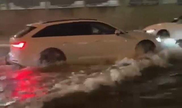 Edirne'de şiddetli yağmur, yollar nehir oldu aktı
