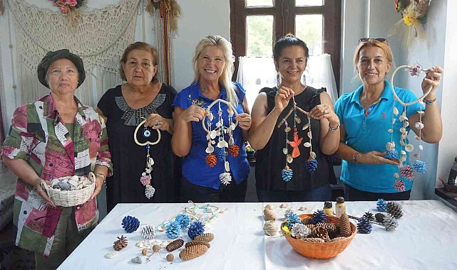 Edirneli kadınlar doğadan topladığı atıkları sanat eserine dönüştürüyor