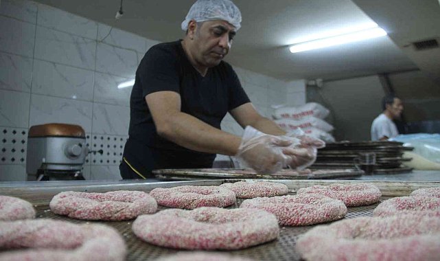 Elazığ'da frambuazlı simit ilgi gördü