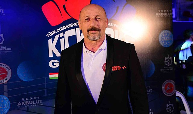 Emekli paraşütçü dağ komandosu, kick boks ringlerinin hakimi oldu