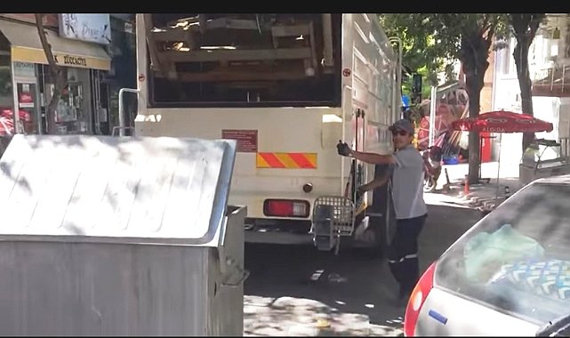Emet'te çöp konteynerleri yıkanıp, temizlenip bakımları yapılıyor