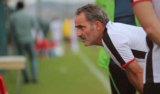 Eskişehirspor Teknik Direktörü Cüneyt Biçer: