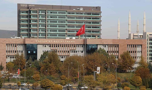 FETÖ'den ihraç hakimden akıl almaz dolandırıcılık