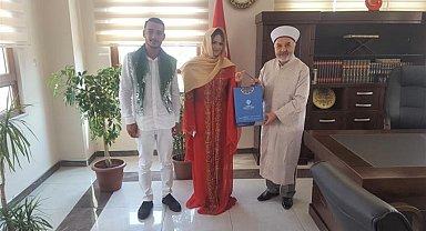 Fransız kadın, Tekirdağ'da müslüman oldu