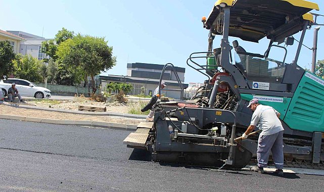 Gazipaşa Kültür Merkezi yoluna sıcak asfalt