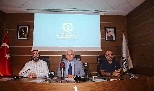 Genel Sekreter Balamir Gündoğdu: "Cumhuriyet Parkı'nın mülkiyeti Kocaeli Büyükşehir Belediyesine aittir"