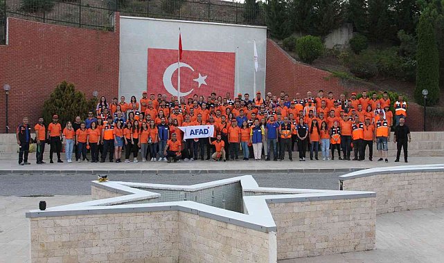 Gölcük depreminin 23. yılında AFAD gönüllüleri anma etkinliğinde buluştu