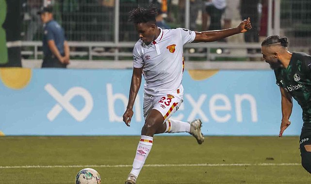 Göztepe'de 10 yeni transfer sahaya çıktı