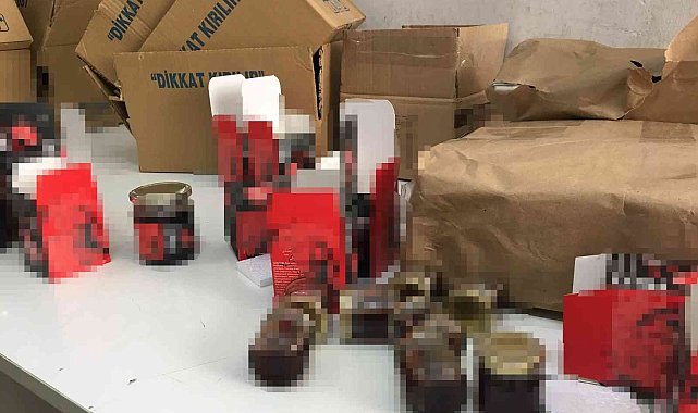 Güngören'de sahte cinsel içerikli ürün deposuna baskın