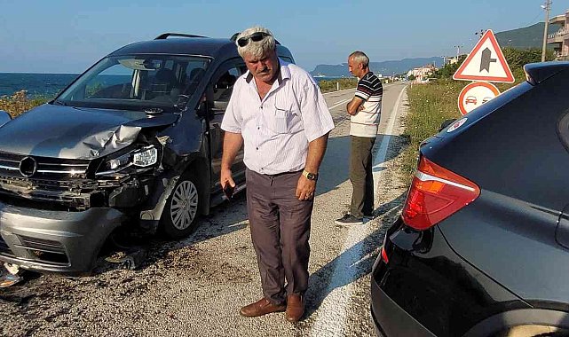 Hafif ticari araç ile cip çarpıştı: Sürücüler burnu bile kanamadan kurtuldu