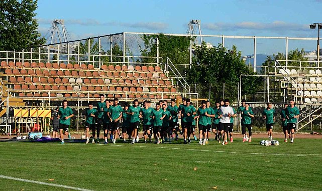 Hazırlık kampını tamamlayan Kocaelispor, kente döndü