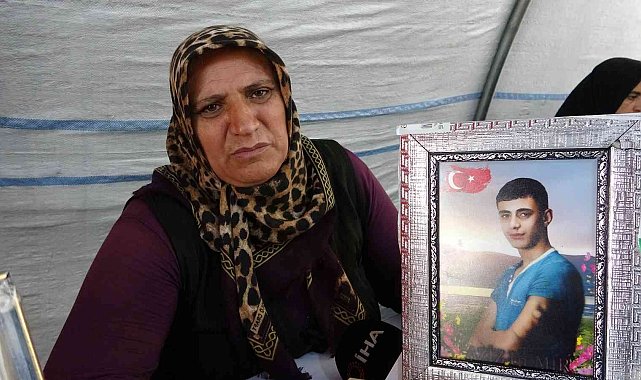HDP ve PKK mağduru aileler bin 79 gündür evlat nöbetinde