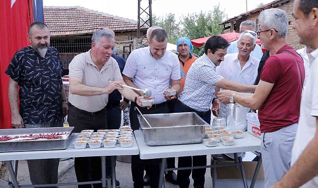 Honaz Belediyesi'nden 1500 kişilik aşure hayrı