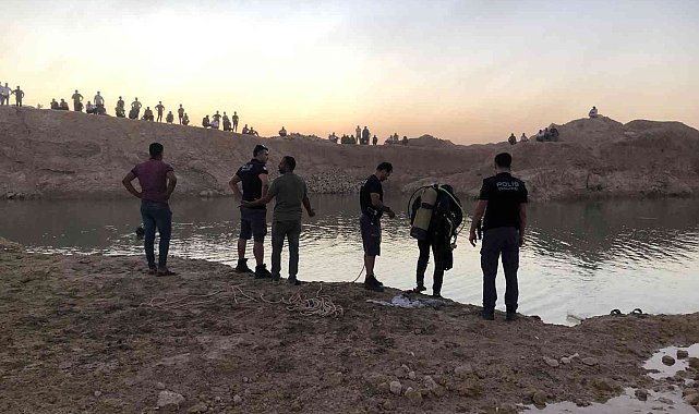 İki kuzen serinlemek için girdikleri gölette boğuldu