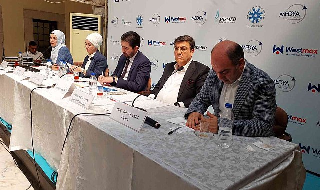 İstanbul'da teröre karşı 'Evlat Nöbeti Çalıştayı'