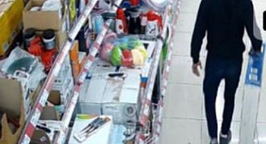 İzmir'de zincir marketleri hedef seçen hırsız, polis ekiplerince yakalandı